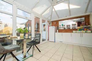 Photo 25- click for photo gallery